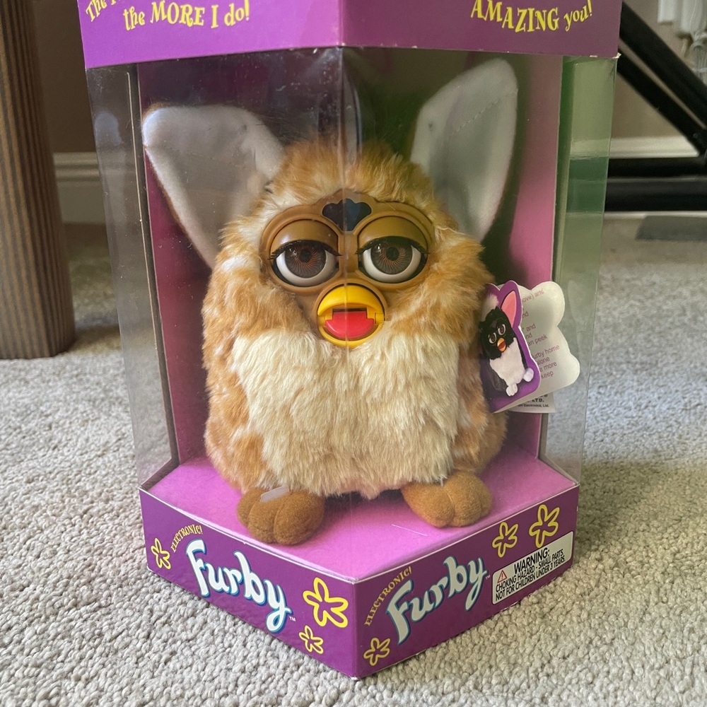 1998 Giraffe Furby Mint In Box Factory Sealed